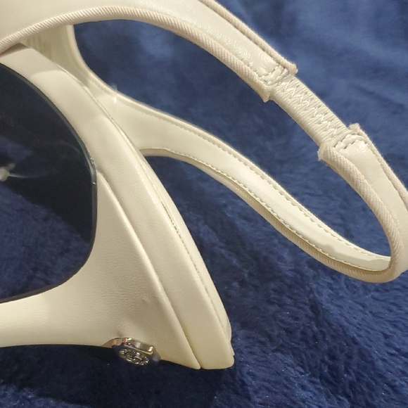 Karl Lagerfeld Soft White Cream Rosalyn Nappa Heels - Picture 7 of 13